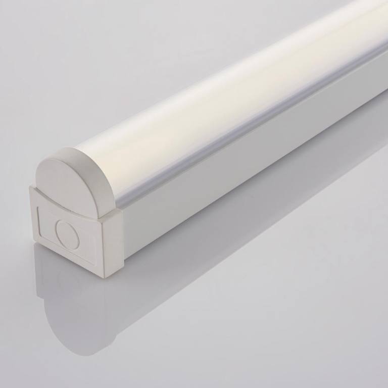 Saxby 78564 Batten Emer LED 66W 5ft