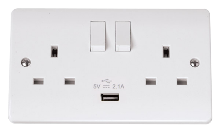 Double Switched 13A Socket With 2.1A USB Twin Earth 2 Gang
