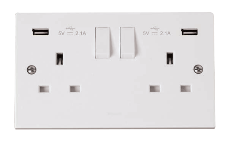 POLAR 13A 2G Switched Socket With 2.1A USB Outlet