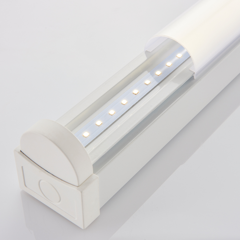 Saxby 78560 Batten Emer LED 24.5W 4ft