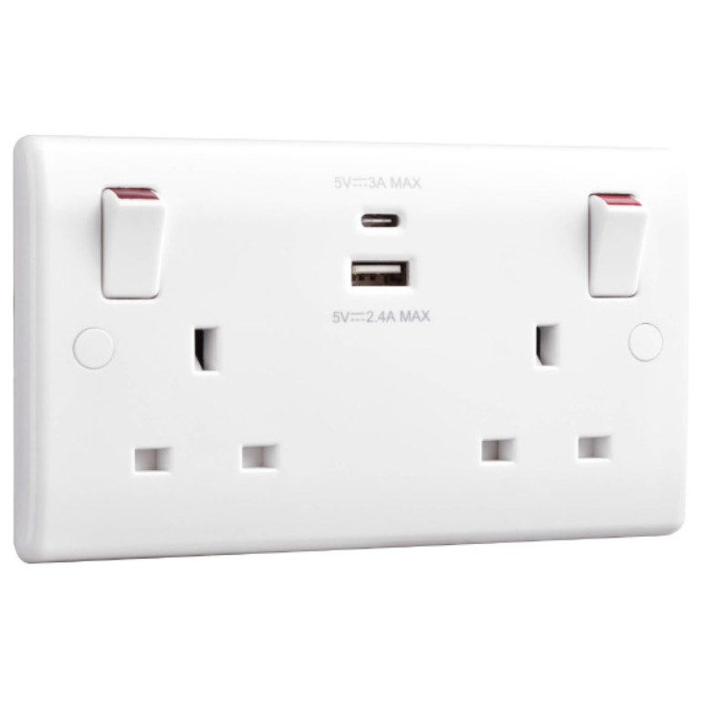 13A Switched Socket 2 Gang With USB A + C 30W White