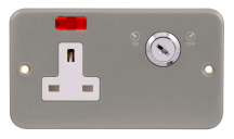 Click Metalclad 2g 13a Lockable Socket With Neon